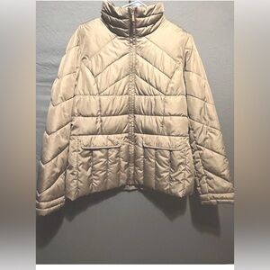 Covington Beige Quilted Puffer Jacket Women’s Medium Zip Up Winter Coat